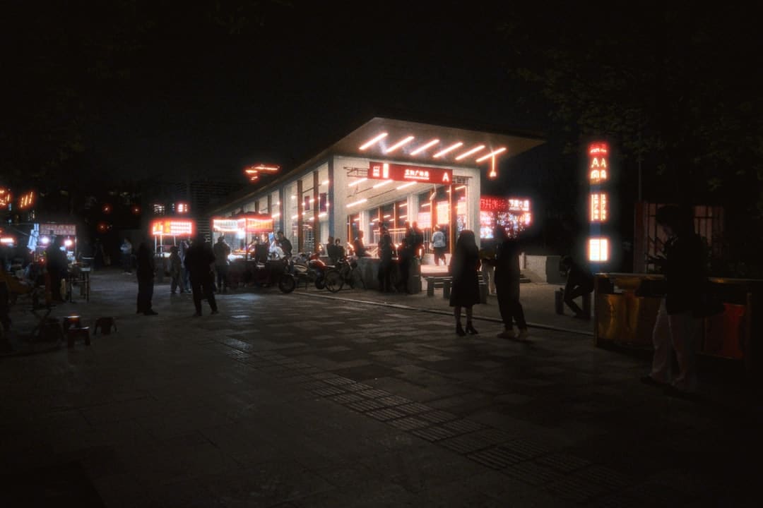 大瓜!美艳老板娘出轨18岁暑假工,聊天记录炸裂,称男生是永动机